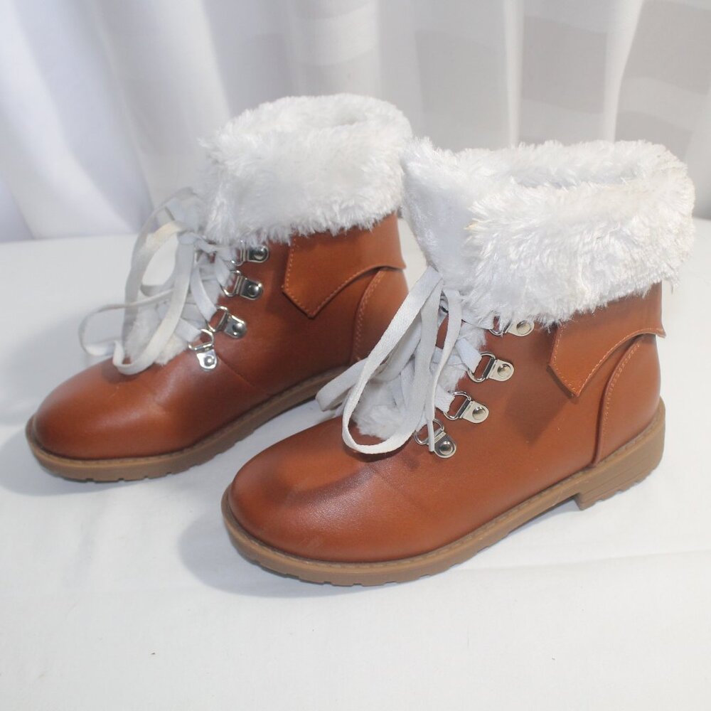 2/$10 Girls Link Booties Size 1 NWT